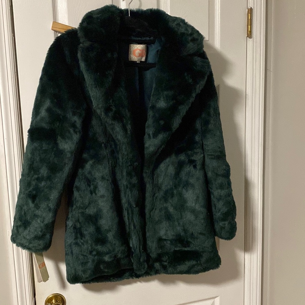 GB faux fur green coat,  size medium, new with tags